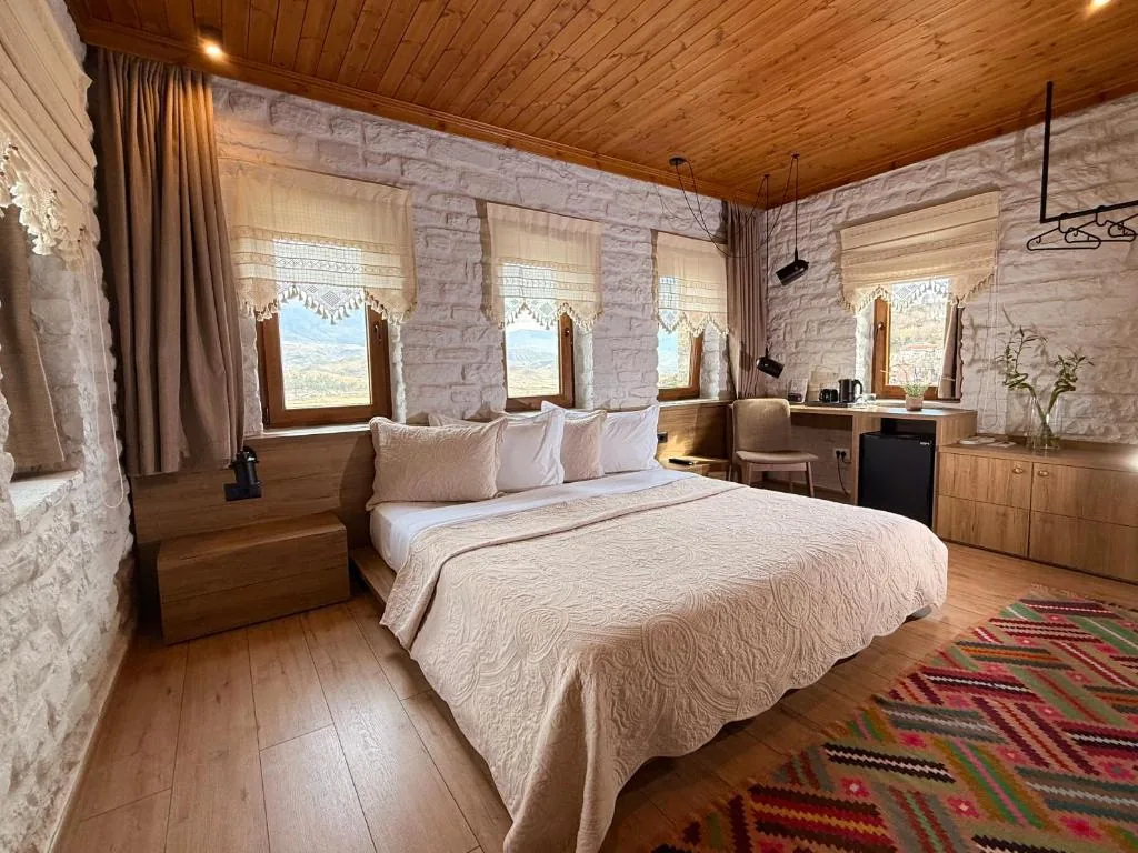 Deluxe Double or Twin Room — The Stone Sky Hotel