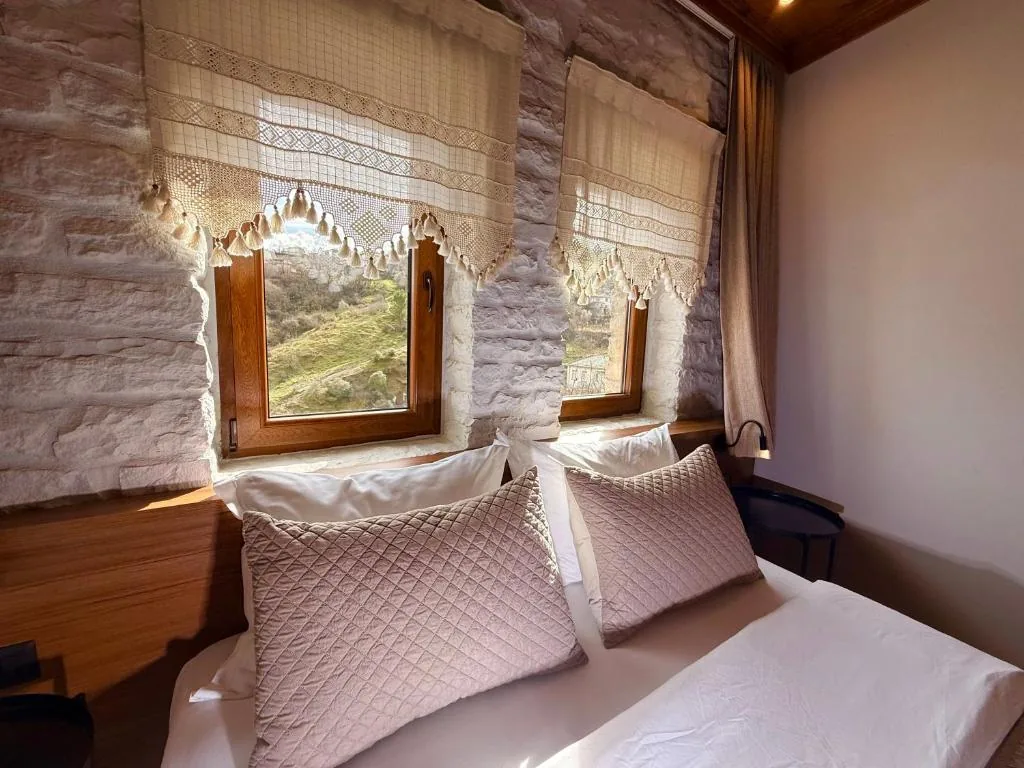 The Stone Sky Hotel — photo 12
